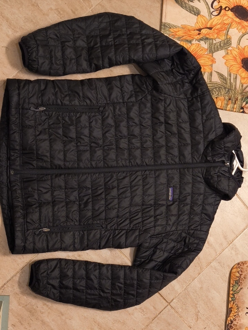 Patagonia Nano Puff Hoody (L) - Picture 5 of 10